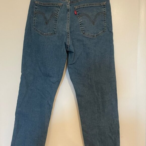 Levi's Wedgie Straight Jean - Picture 3 of 4